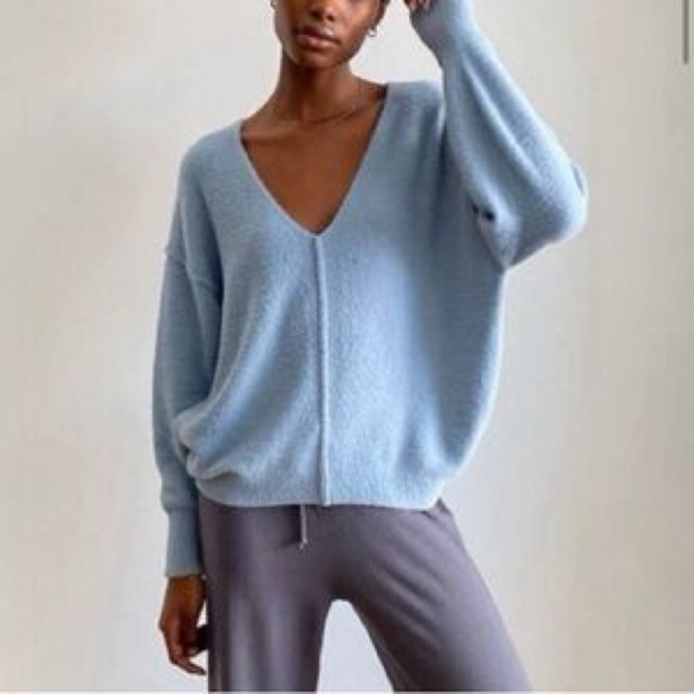 Aritzia Wilfred Blue Sweater